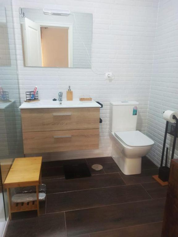 Fantastico Atico Con Terraza, Garaje, Wifi, Con Todo Para Playa, Piscina Y Casa Y No Facturar Maletas! El Portil Bagian luar foto